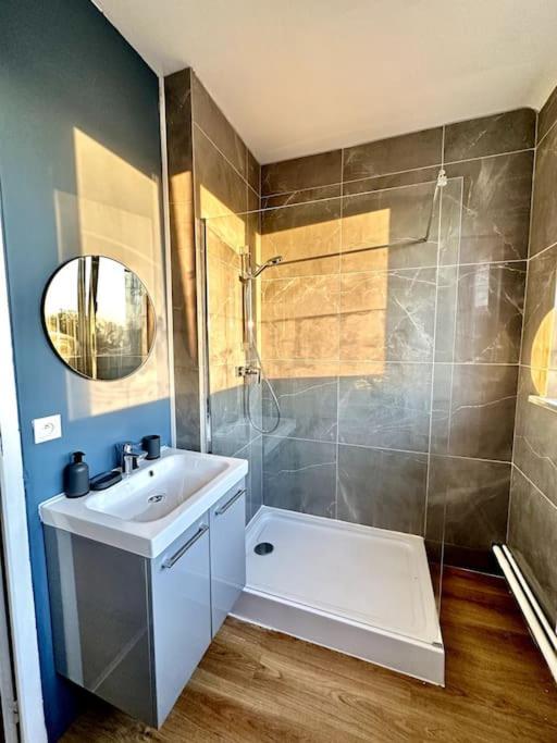 Appartement « le Grey » : Spacieux Avec Balcon