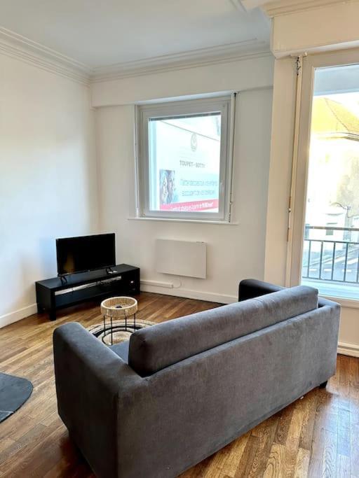« le Grey » : Spacieux Avec Balcon Appartement *