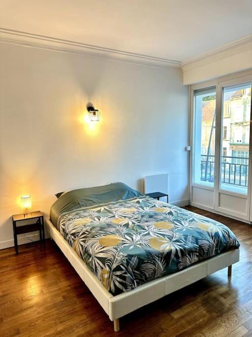 Appartement « le Grey » : Spacieux Avec Balcon *